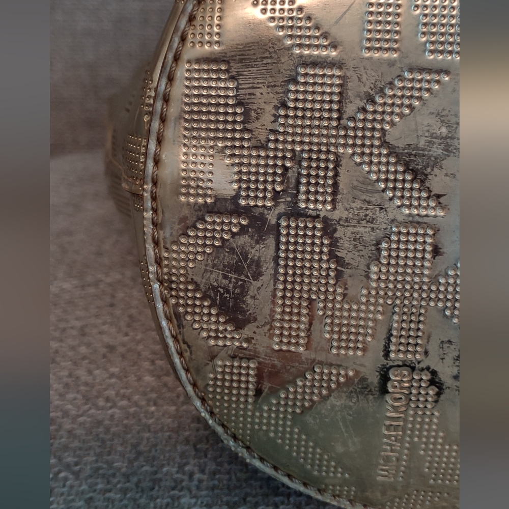 Firm Final price!*MK logo golden tote - Picture 7 of 11